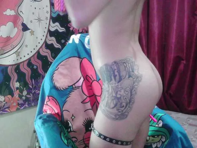 Offline EvilNikki on BongaCams