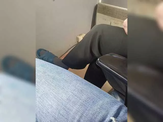 Offline Evvgenia12345 on BongaCams