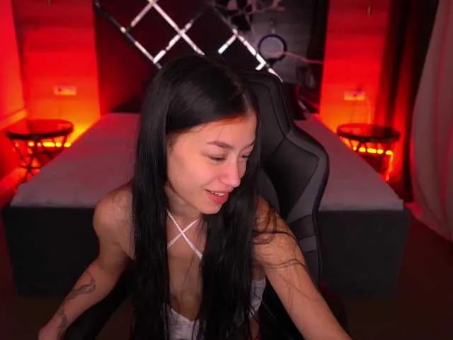 Offline FataleNellie on BongaCams