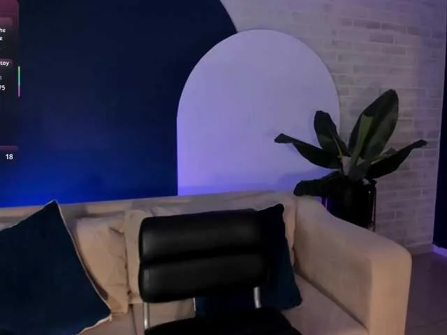 Offline FernandaX1 on BongaCams