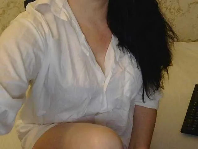 Offline Florena-1 on BongaCams