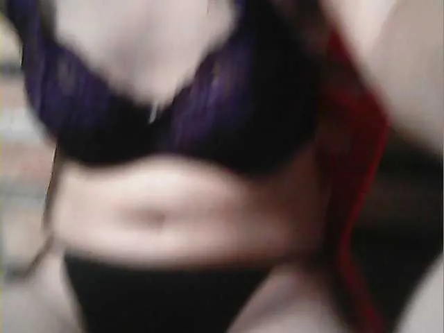 Freechat flowerhairypinay on BongaCams