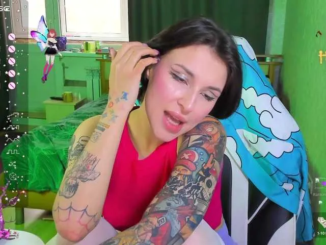 Offline folinskaayaa on BongaCams