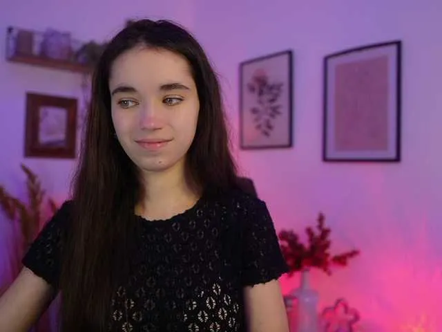 Offline GiaPaige18 on BongaCams