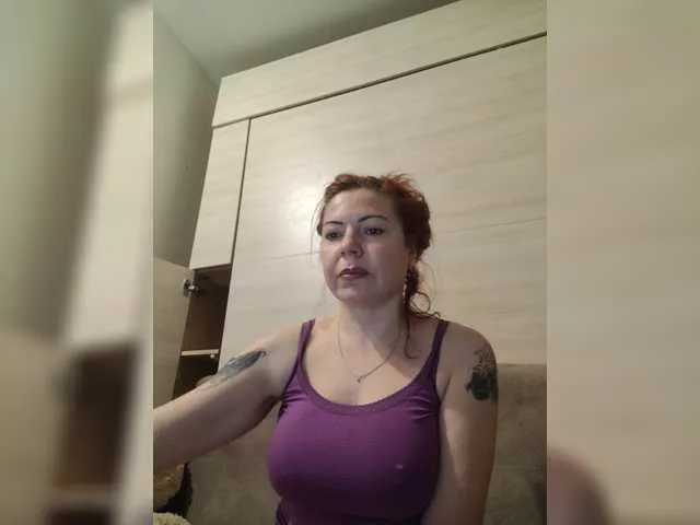 Offline GirlBella on BongaCams