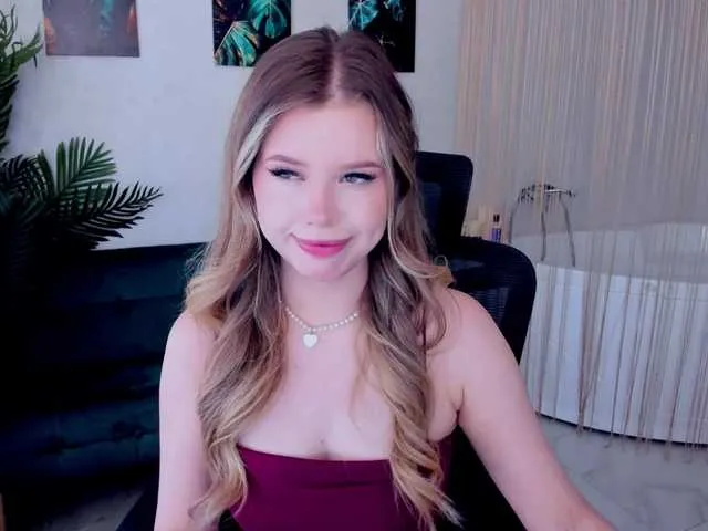 Offline GlamorousGirl on BongaCams