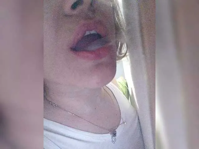 Offline Good-woman on BongaCams