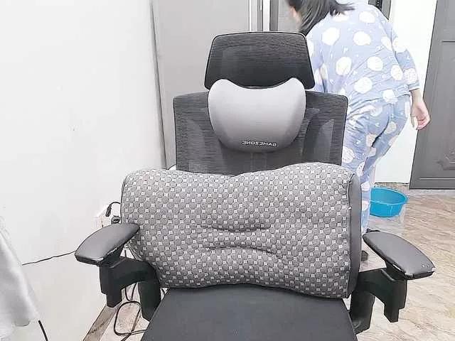 Hana099 from BongaCams