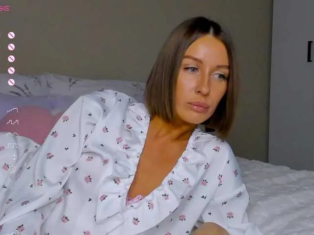 Offline HannaChardger on BongaCams