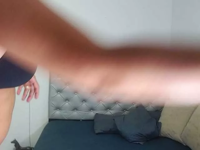 Offline hannamartinez on BongaCams