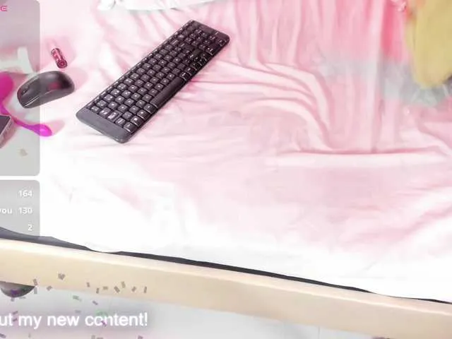 Offline HatsaJones on BongaCams