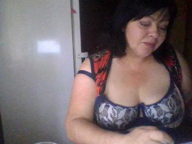 Offline Holly-Molly69 on BongaCams