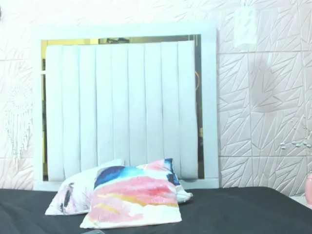 Offline Holly-Sly on BongaCams