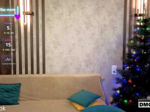 Hollywww on BongaCams