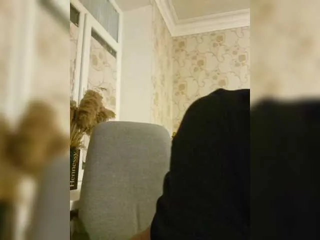 Offline honey-bunny-lola on BongaCams