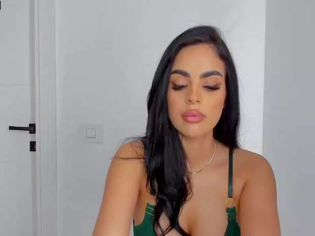 hotangelxxxim on BongaCams