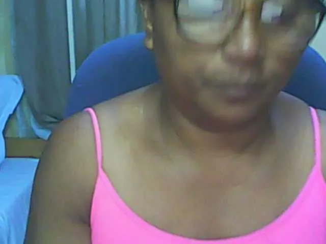 Offline hotmomsexy on BongaCams