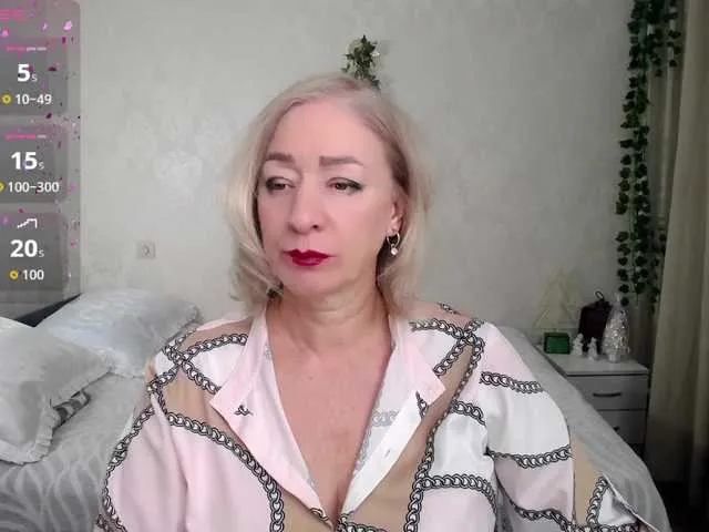 Offline hunters-woman on BongaCams