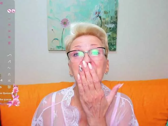 Offline iamyourdream89 on BongaCams