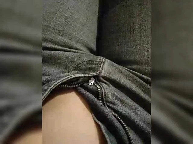 Offline Icequeen0 on BongaCams