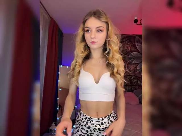 ilittleheara from BongaCams