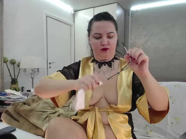 Offline ILoveToFeelU on BongaCams