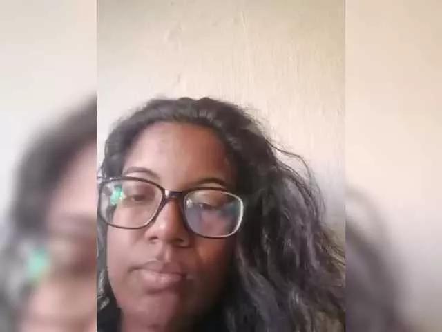 IndianBeaut from BongaCams