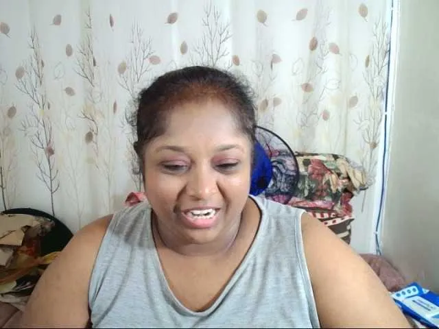 Offline Indiantasha on BongaCams