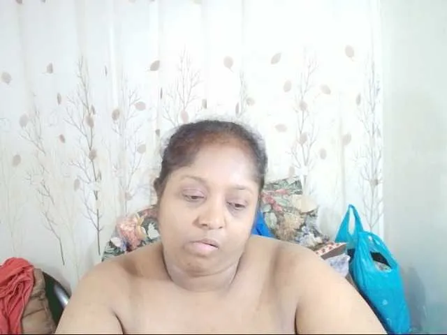 Offline Indiantasha on BongaCams