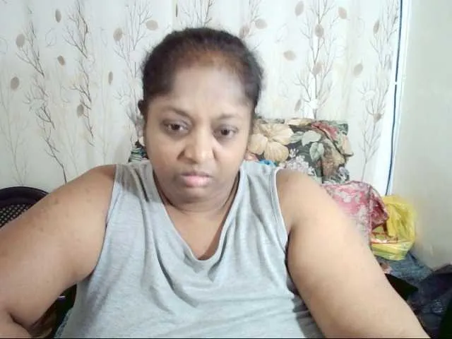 Offline Indiantasha on BongaCams