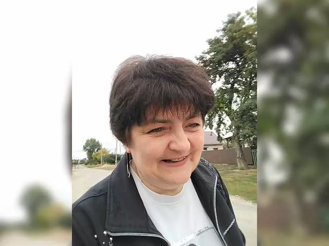 Offline IsXLoves on BongaCams