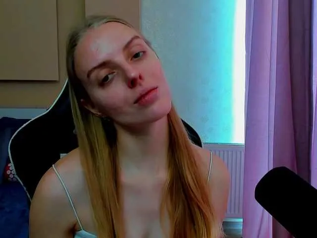 Offline Jam-cream on BongaCams