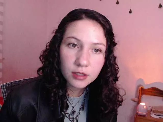 Offline Jane-r on BongaCams