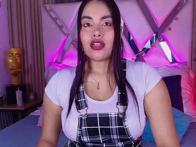 Offline jeen-taylor1 on BongaCams