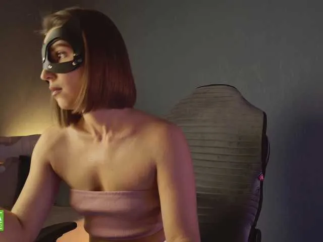 Jenniee on BongaCams 