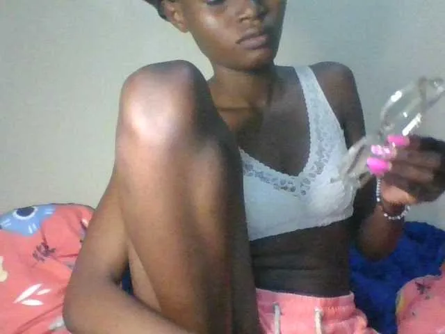 Offline Jennykenya on BongaCams