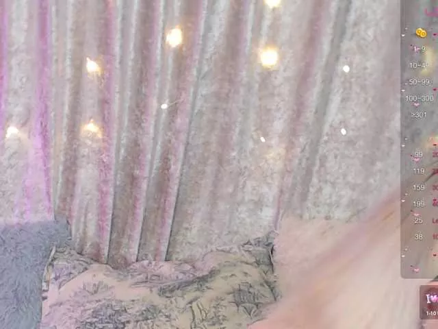 Offline JennyMirai on BongaCams