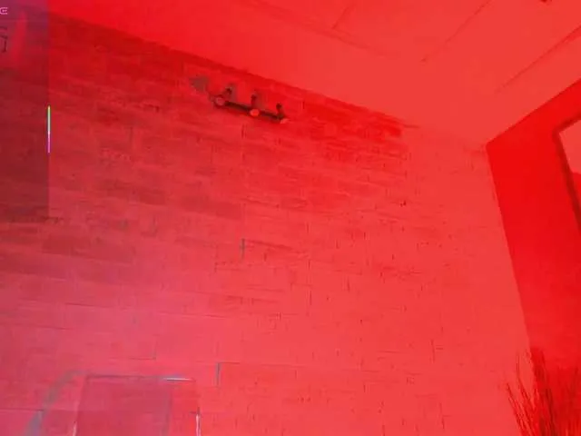 Offline JessyBee on BongaCams