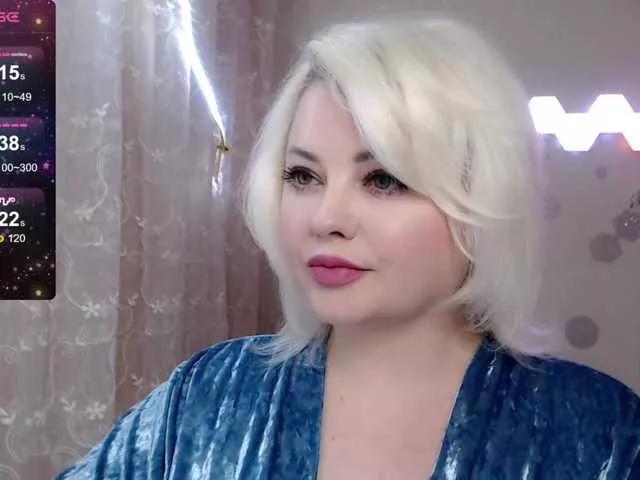 JewellFairy from BongaCams
