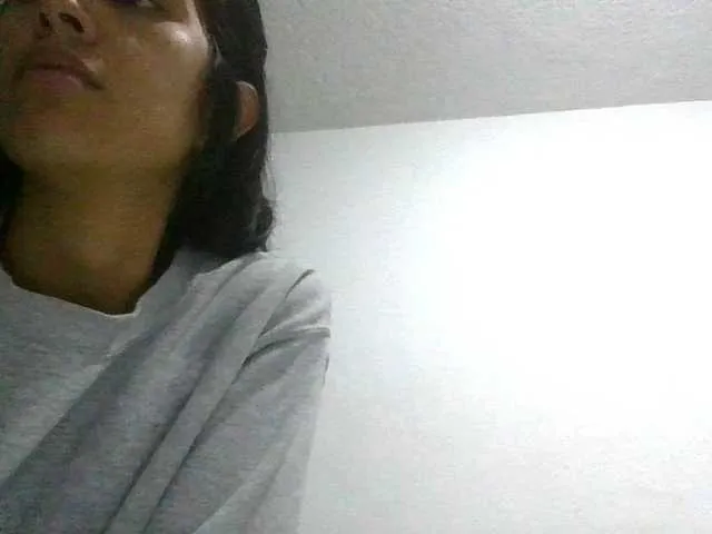 Offline JuanaBrunette on BongaCams