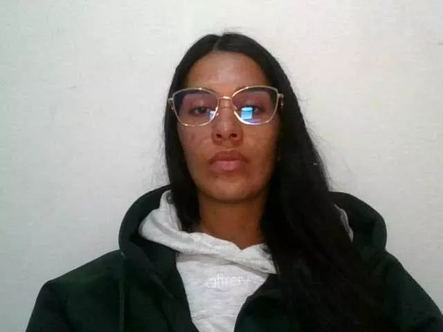 Offline JuanaBrunette on BongaCams