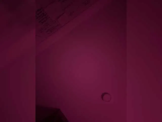 Offline juanita-fox on BongaCams