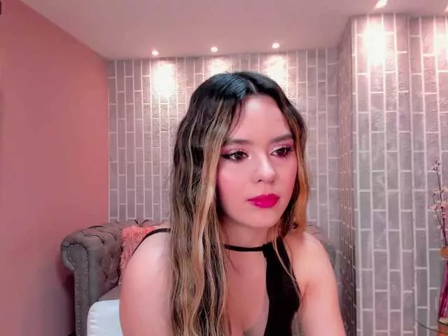 Offline JuanitaClay on BongaCams