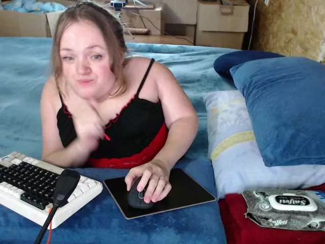 Offline Julia-79 on BongaCams