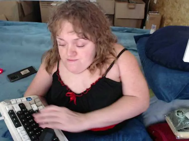 Offline Julia-79 on BongaCams