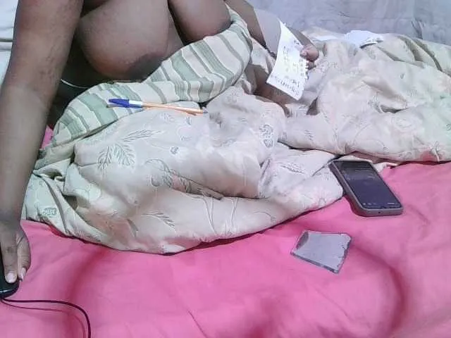 Offline just-nana on BongaCams