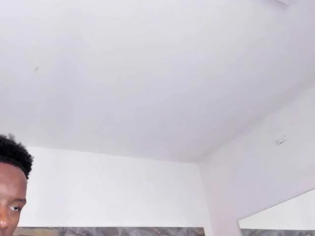 Offline Kaleb-Violeta on BongaCams