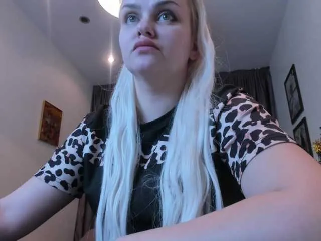 Offline KamillaJei on BongaCams