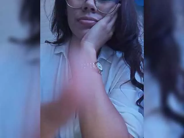 Offline Kara7 on BongaCams