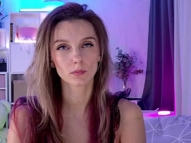 Offline Karamelsw on BongaCams